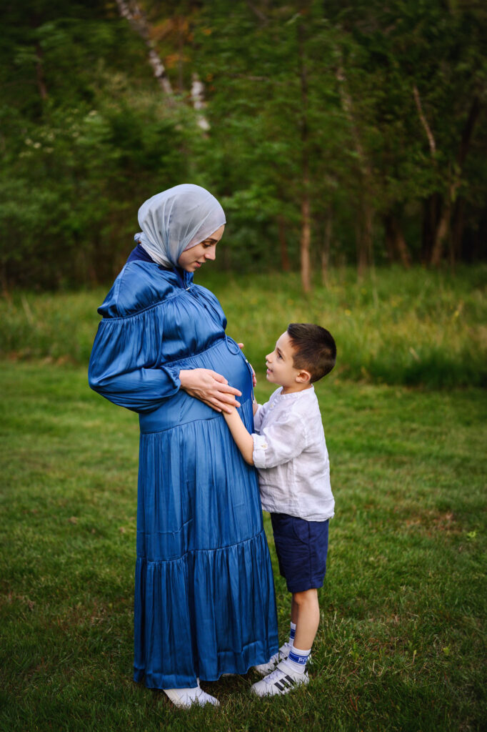 Loving family at a Grand Rapids maternity session at the park